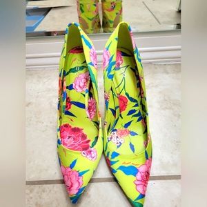 ALDO flower power heel